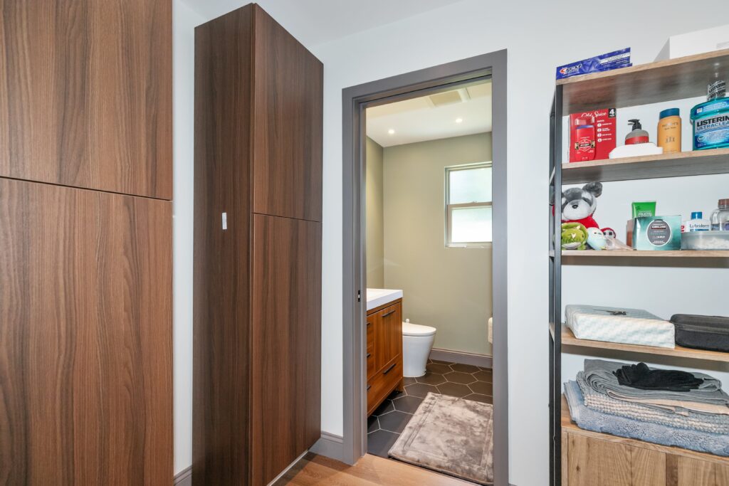 IMG_8103-min IMG_8103-min