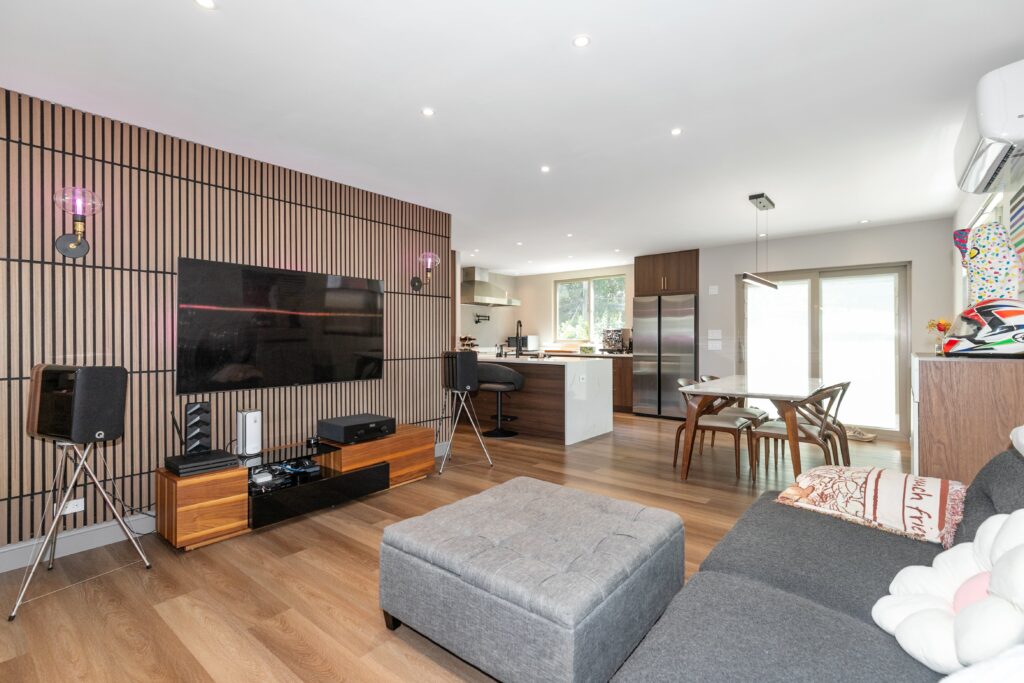 IMG_8111-min IMG_8111-min